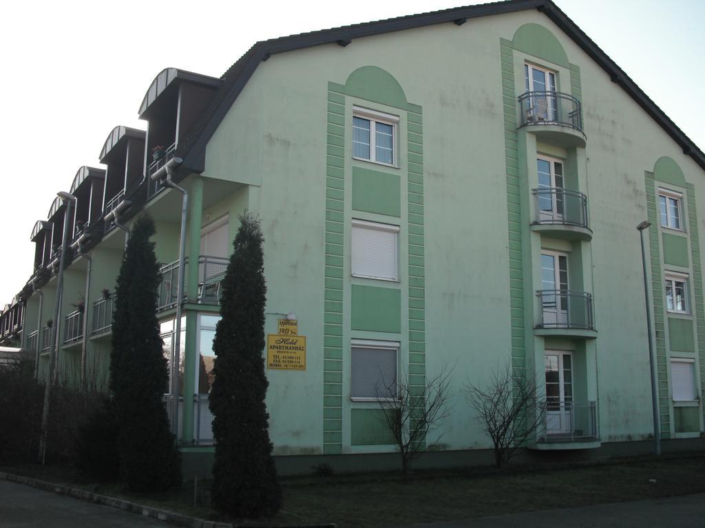 Aba Es Andrea Apartmanok Sárvár Exteriér fotografie
